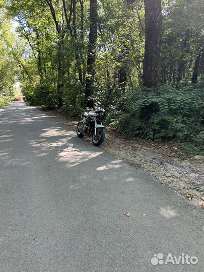 Suzuki GSF-1200 BandIt Cafe Racer