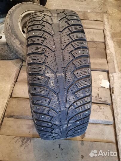 Nokian Tyres Hakkapeliitta 5 235/60 R16 104
