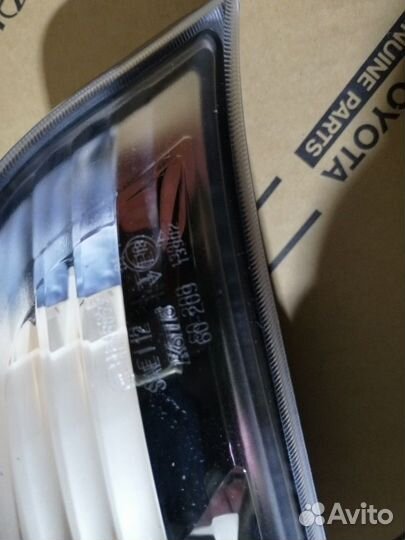 Поворотник в бампер Lexus GX