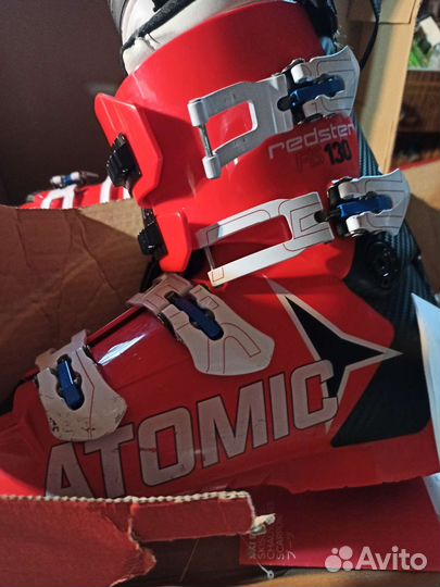 Горнолыжные ботинки atomic redster130