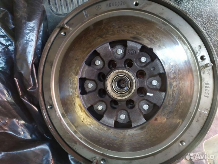 Маховик демпферный Mercedes Vito 639
