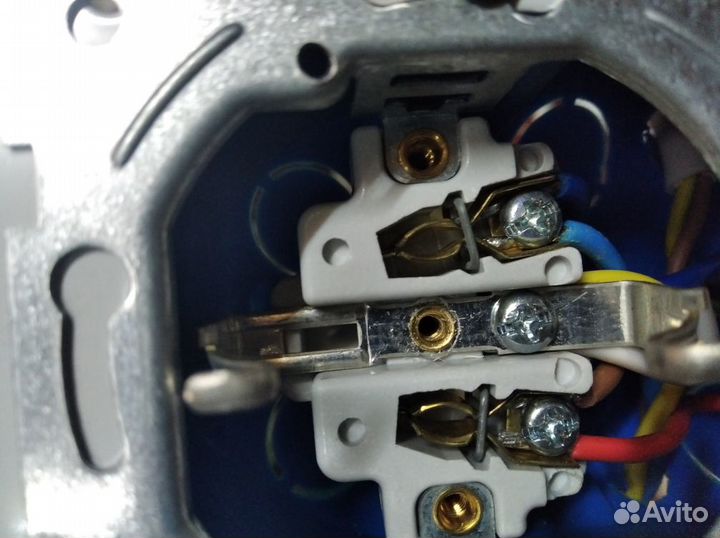 Удлинитель, 4 внутренние, закрытые розетки