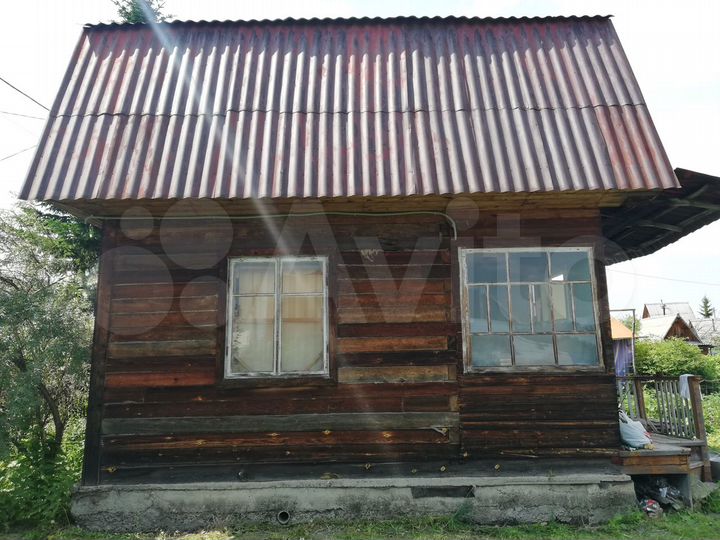 Дача 25 м² на участке 4 сот.