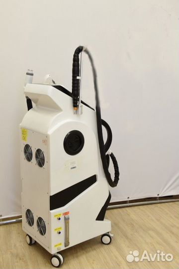 Аппарат 3 в 1: Элос + РФ лифтинг + PS HAR-06E