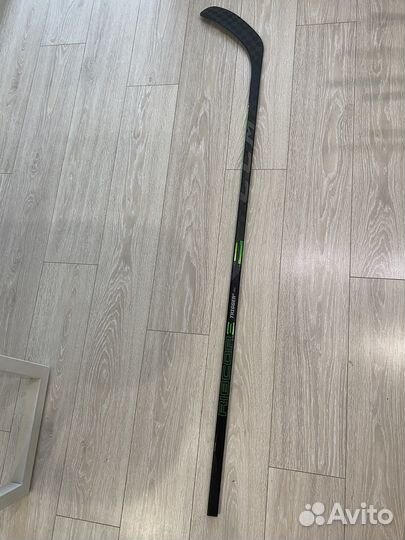 Клюшка хоккейная