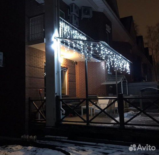 Новогоднее оформление гирляндами бахрома