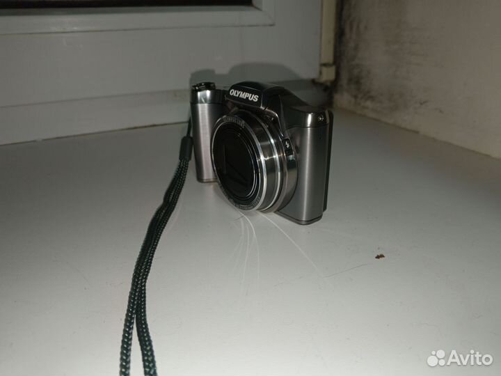 Компактный фотоаппарат olympus