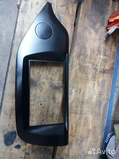 Декоративная рамка под двухдиновую мультимедию кия