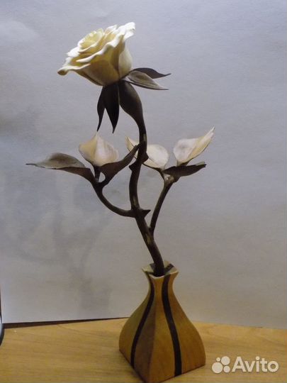 Резная роза