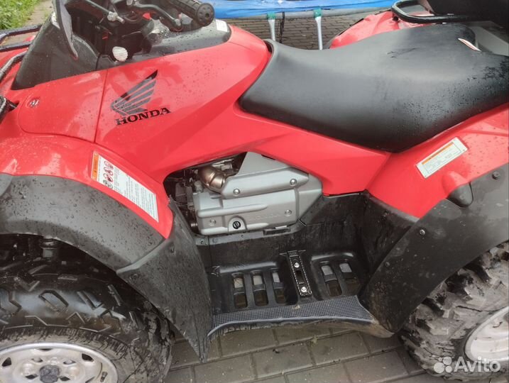 Продам квадроцикл хонда