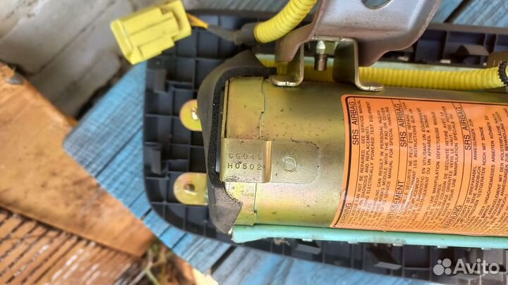 Подушка безопасности левая nissan cube az10 (z10)