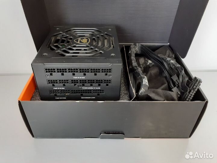 Блок питания cougar GEX1050 1050Вт