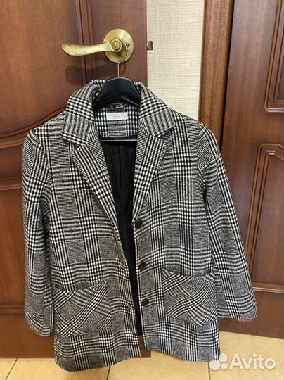 Пальто для девочки zara