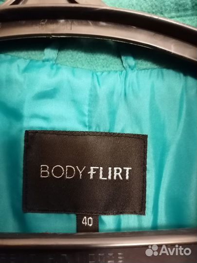 Пальто женское осень весна 48 50