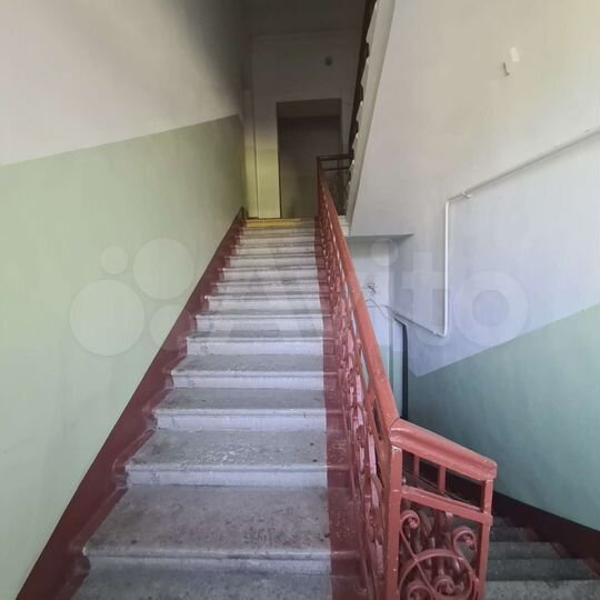 2-к. квартира, 66,4 м², 2/2 эт.