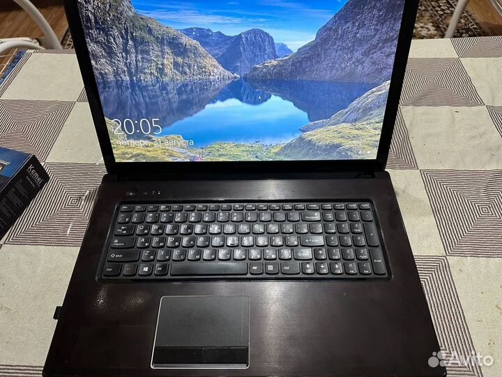 Lenovo g780