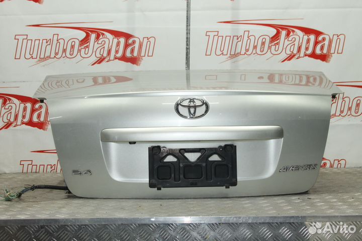 Крышка багажника с камерой Toyota Avensis 250 251