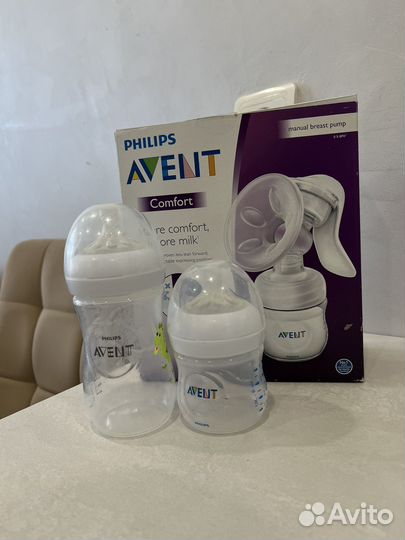 Молокоотсос и бутылочки Avent