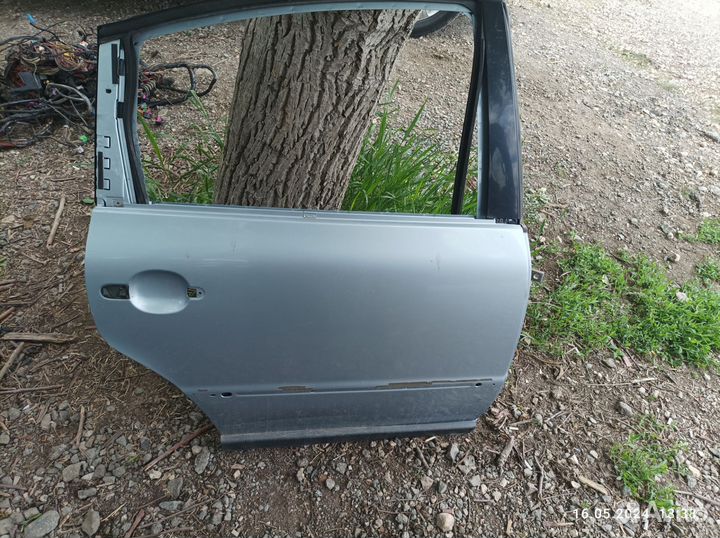 Фольцваген Пассат Б5 плюс двери