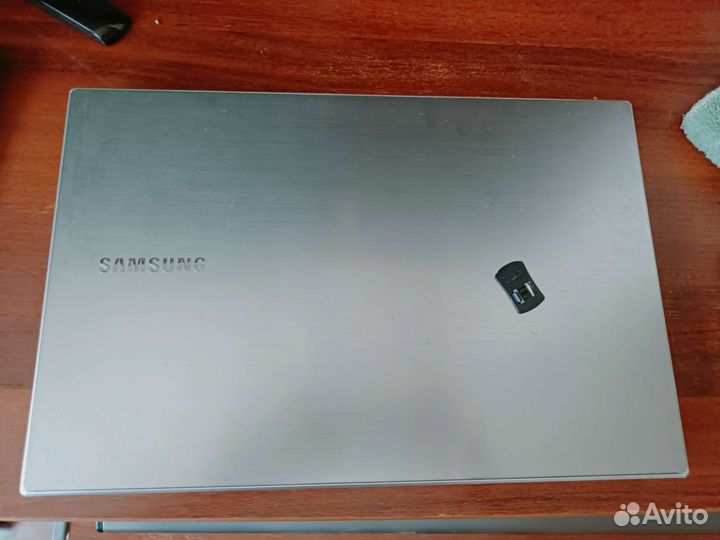 Samsung np305v5a рабочий, разбор