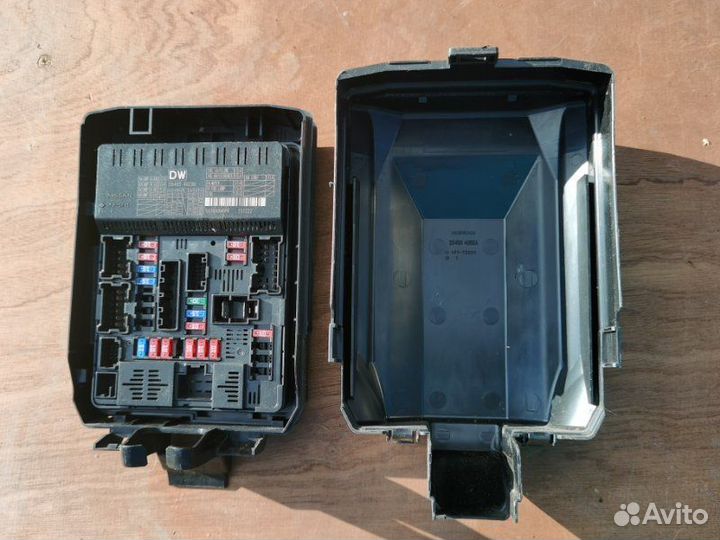 Блок предохранителей Infiniti Q50 V37 M274DE20AL