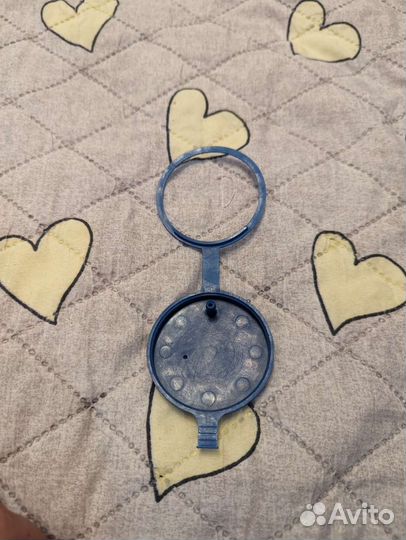 Крышка бачка стеклоомывателя