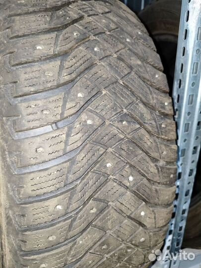 Goodyear UltraGrip Ice 235/55 R19