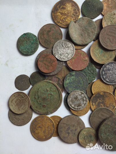 56 монет от царских до советов. Есть серебро