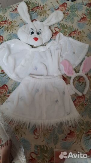 Новогодний костюм зайчика