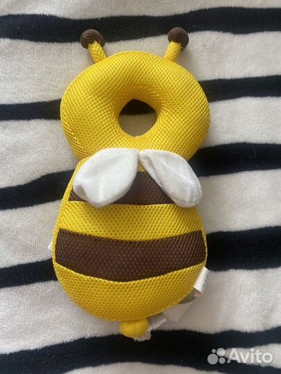 Подушка-рюкзак для защиты головы ребенка