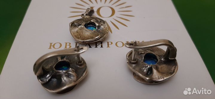 Серебряные серьги с опалом