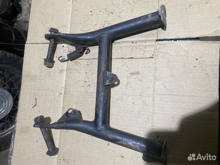 Центральная подножка иж юпитер/планета 3/4/5