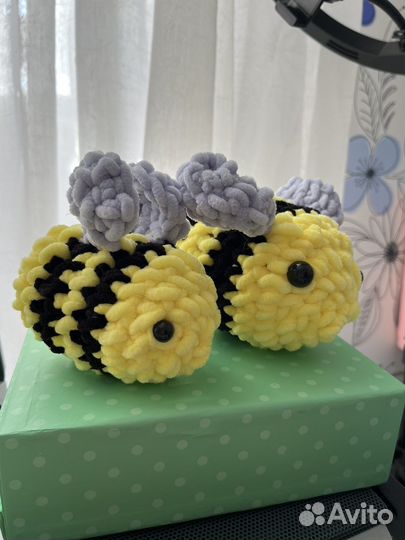 Вязаная игрушка из гипоалергенной пряжи для детей