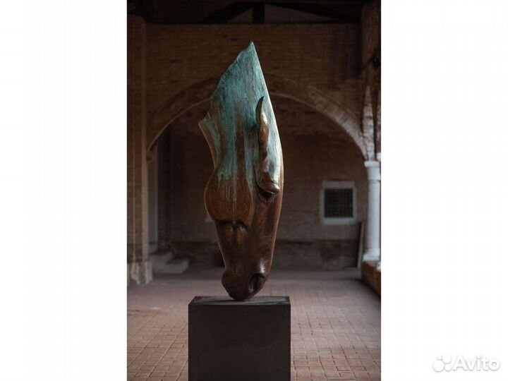 Современная скульптура Морда Л 150 см