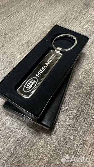 Брелок металлический для ключей LR Freelander