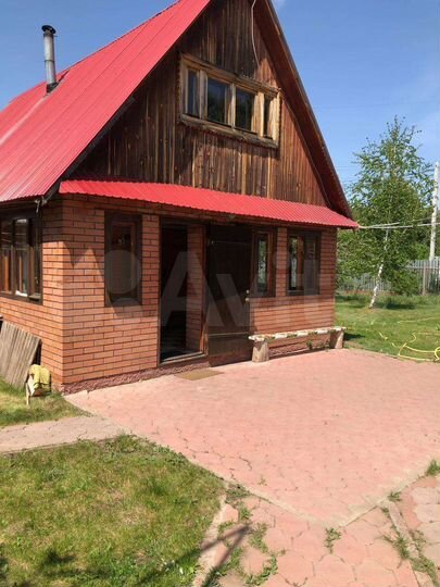 Коттедж 285 м² на участке 10 сот.