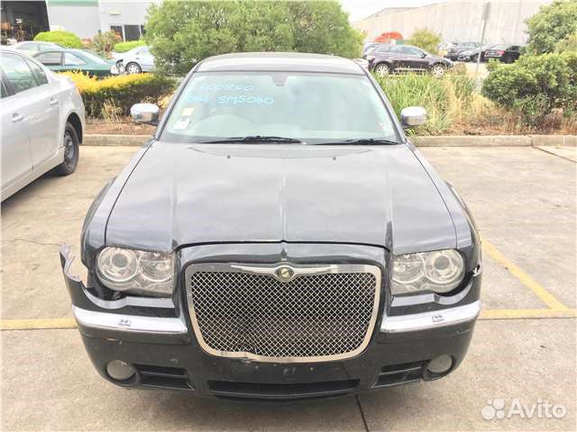 Разбор на запчасти Chrysler 300C 2004-2011