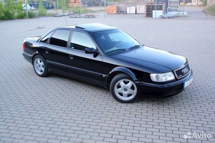 Audi 100 с4 Двери