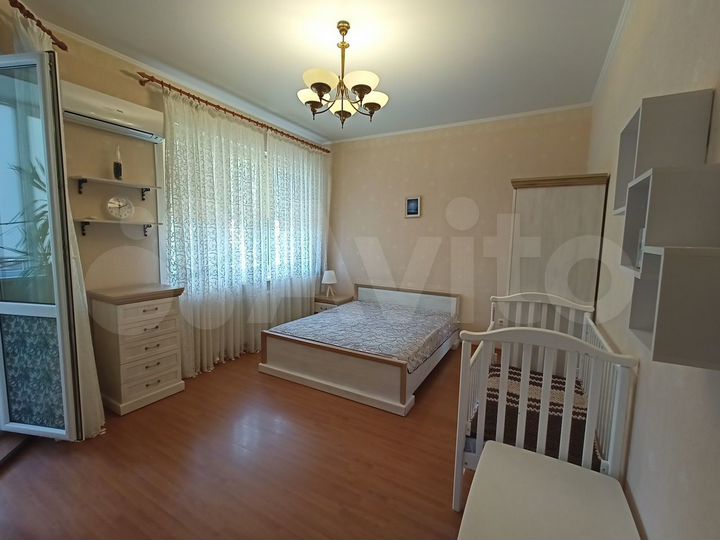 1-к. квартира, 42 м², 2/5 эт.