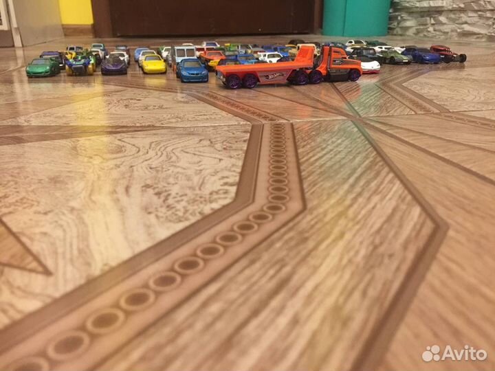 Машинки хот вилс hot wheels