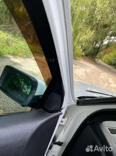 Накладки пищалок BMW X5 E53