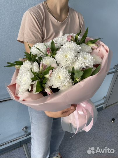 Букет хризантемы альстромерии