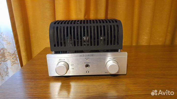 Ламповый музыкальный усилитель audioromi M-6V6