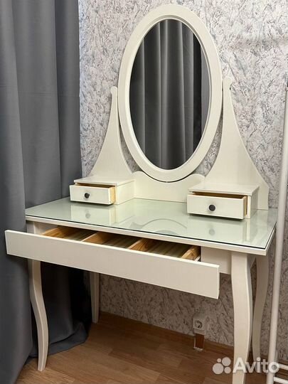 Туалетный столик IKEA