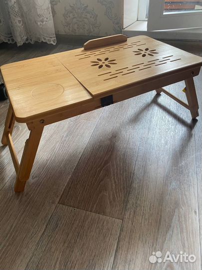 Столик/подставка для ноутбука с охлаждением