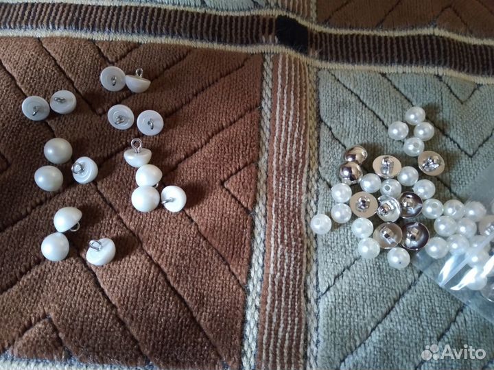 Жемчужные пуговицы, цена за все