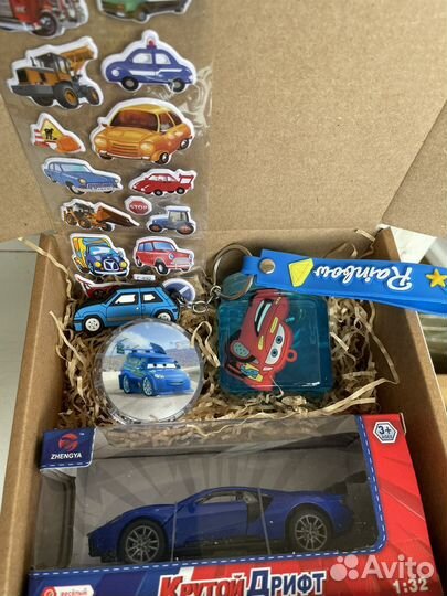 Подарочнвй бокс 