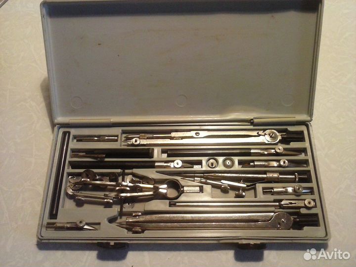 Готовальни СССР (нчк и У9)