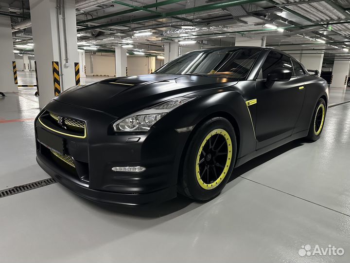 Nissan GT-R 3.8 AMT, 2012, 260 км
