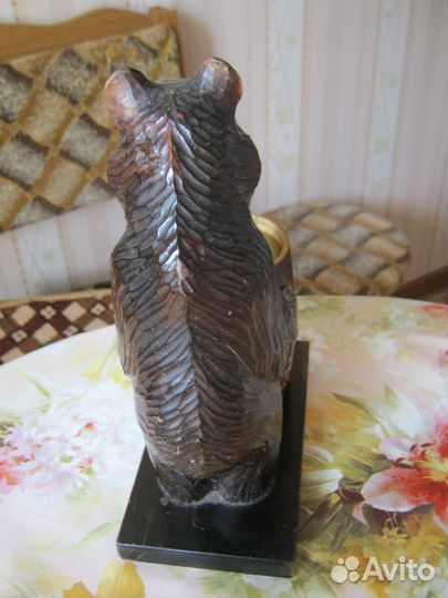 Медведь с бочонком меда. Сувенир из СССР